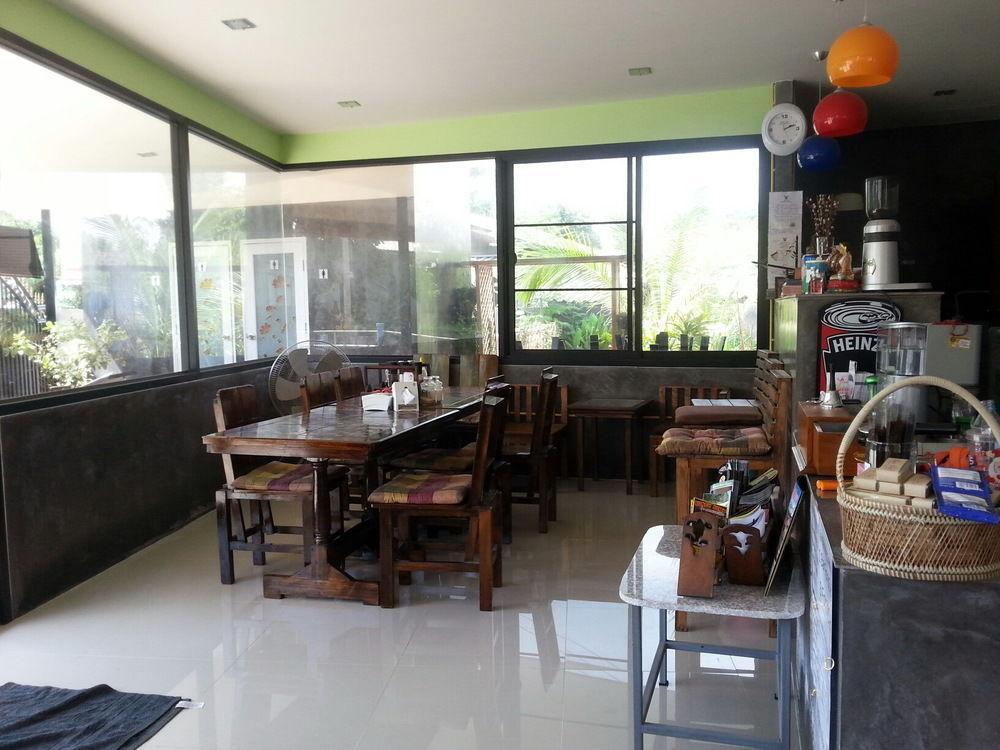 Donchai House Guest House& Cafe Chiang Mai Bagian luar foto