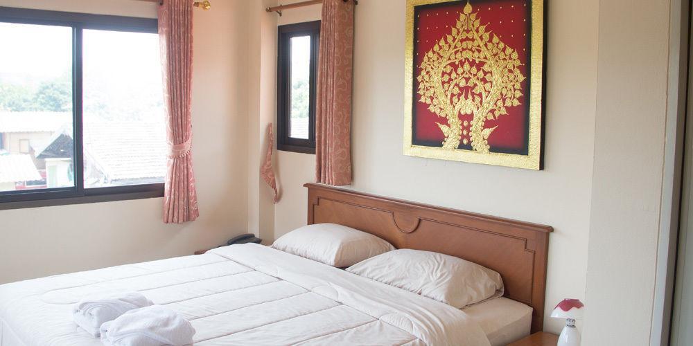 Donchai House Guest House& Cafe Chiang Mai Bagian luar foto
