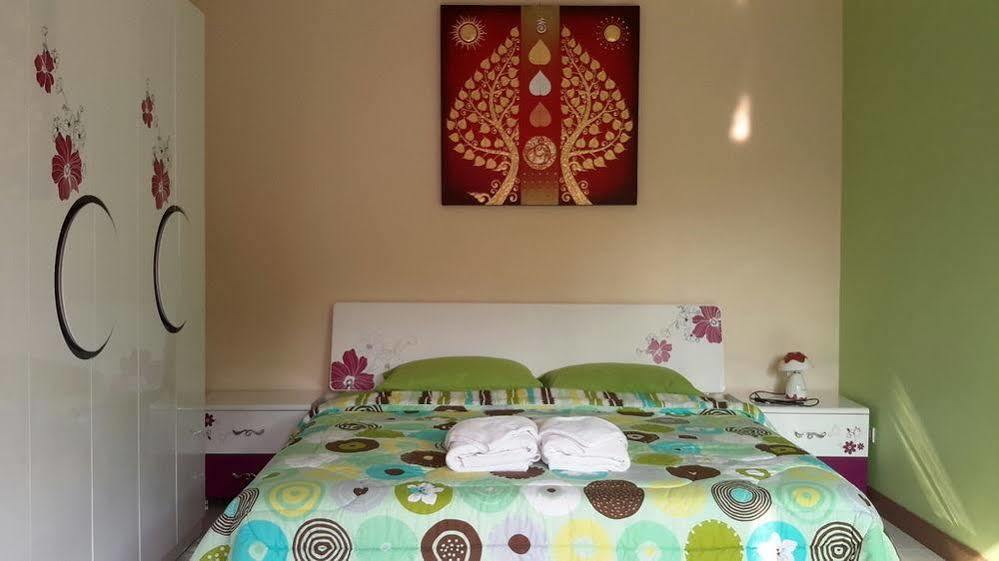 Donchai House Guest House& Cafe Chiang Mai Bagian luar foto